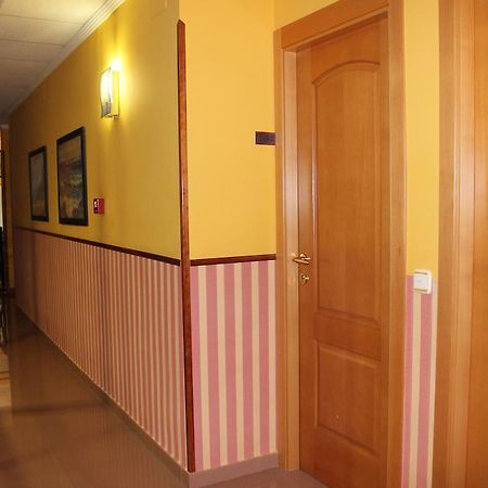 Hostal Prickly Villacanas Zewnętrze zdjęcie