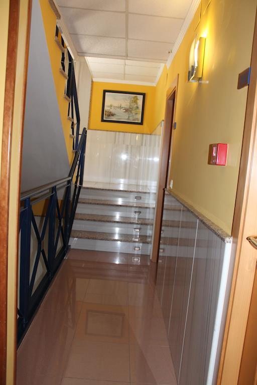 Hostal Prickly Villacanas Zewnętrze zdjęcie