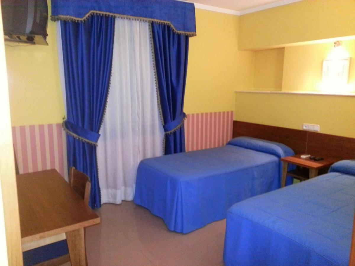 Hostal Prickly Villacanas Zewnętrze zdjęcie